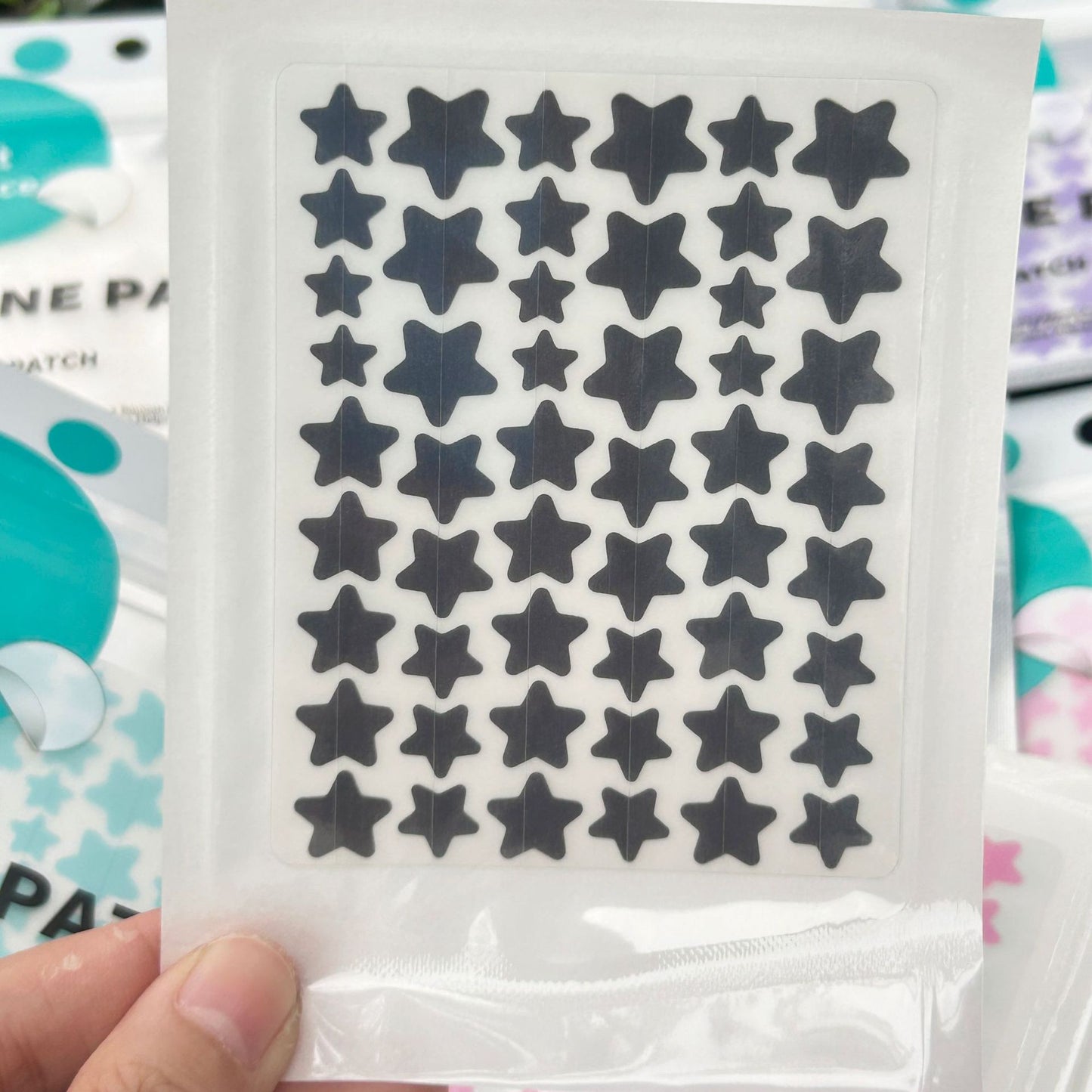 Hydrocolloid Acne Patches for Soothing and Repair