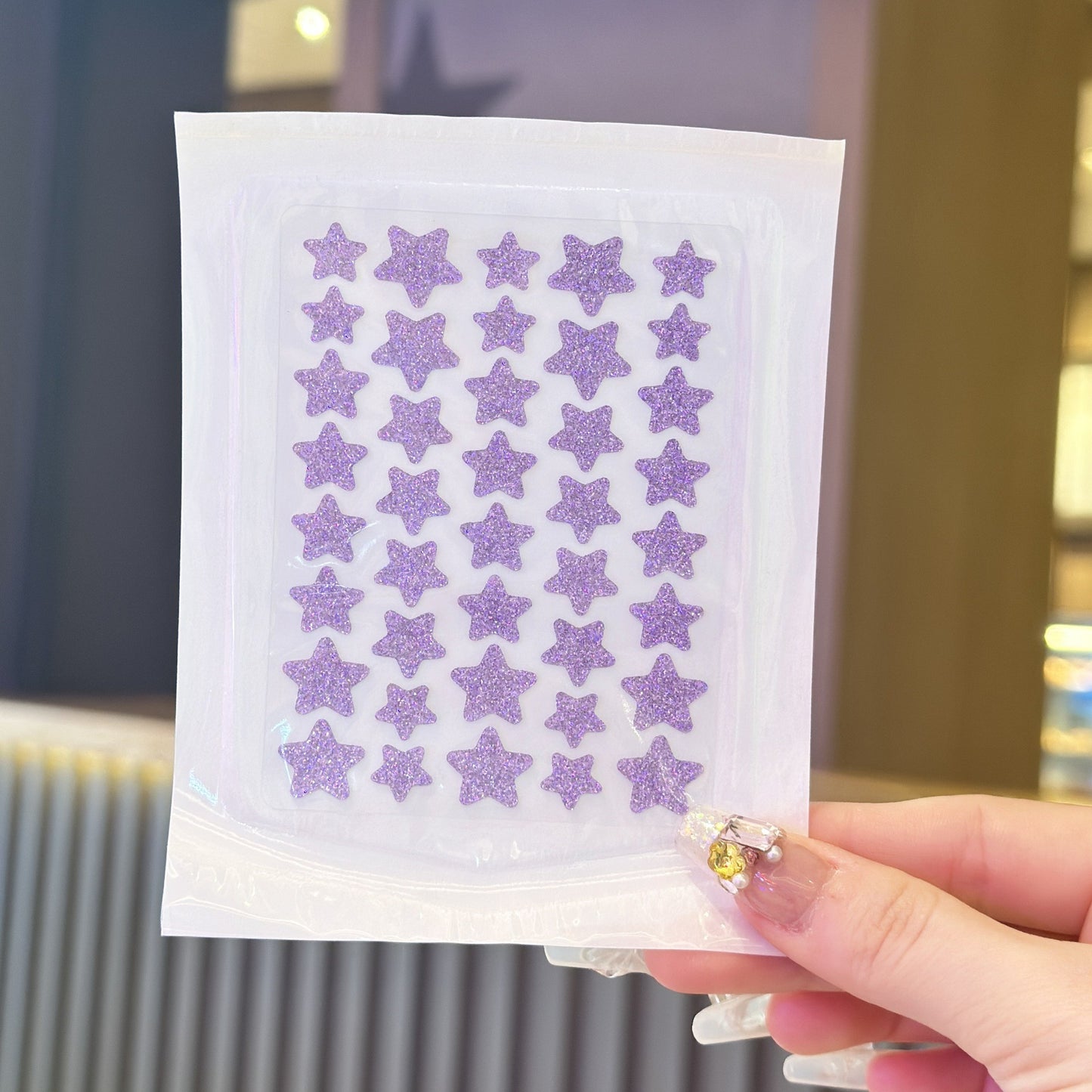 Hydrocolloid Acne Patches for Soothing and Repair