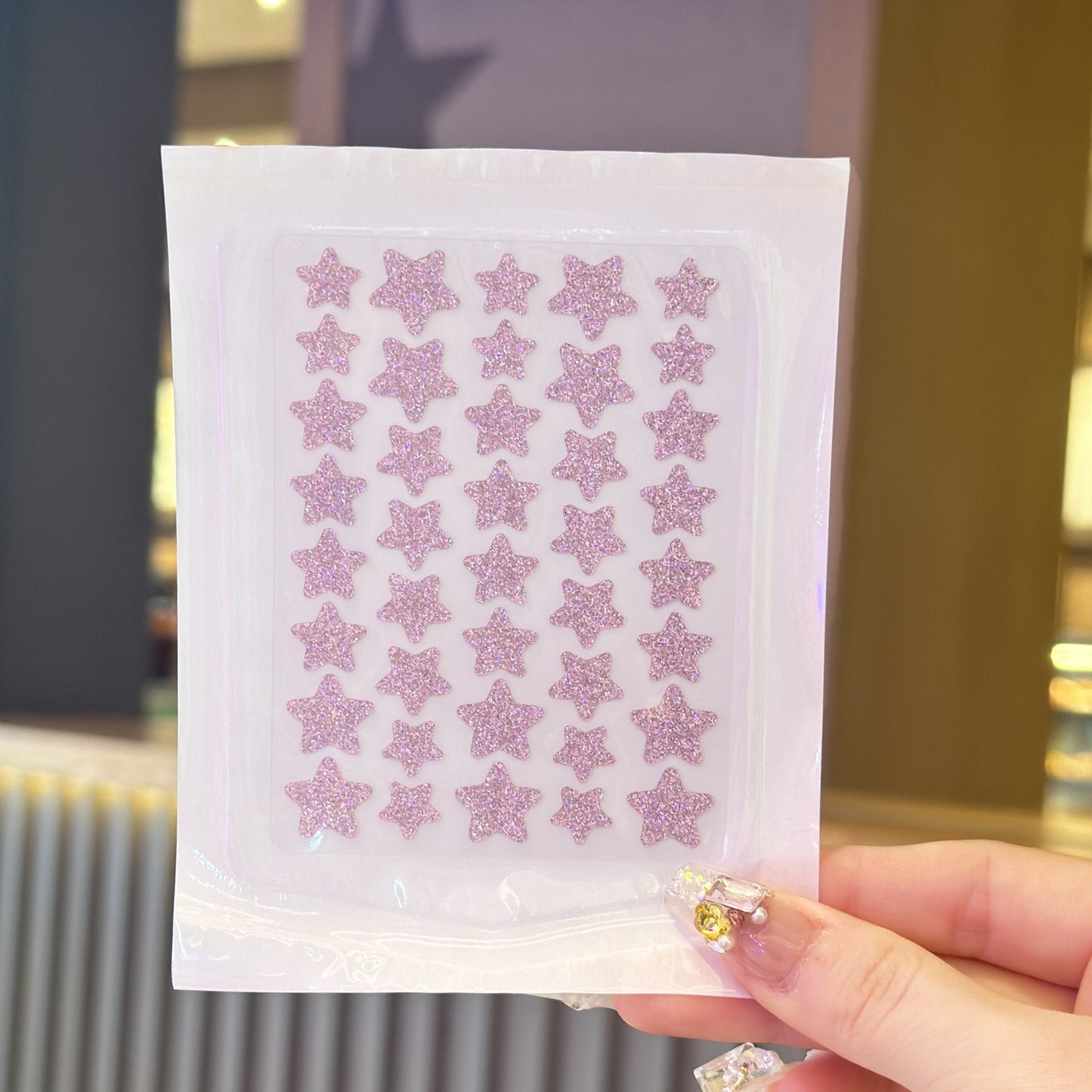 Hydrocolloid Acne Patches for Soothing and Repair