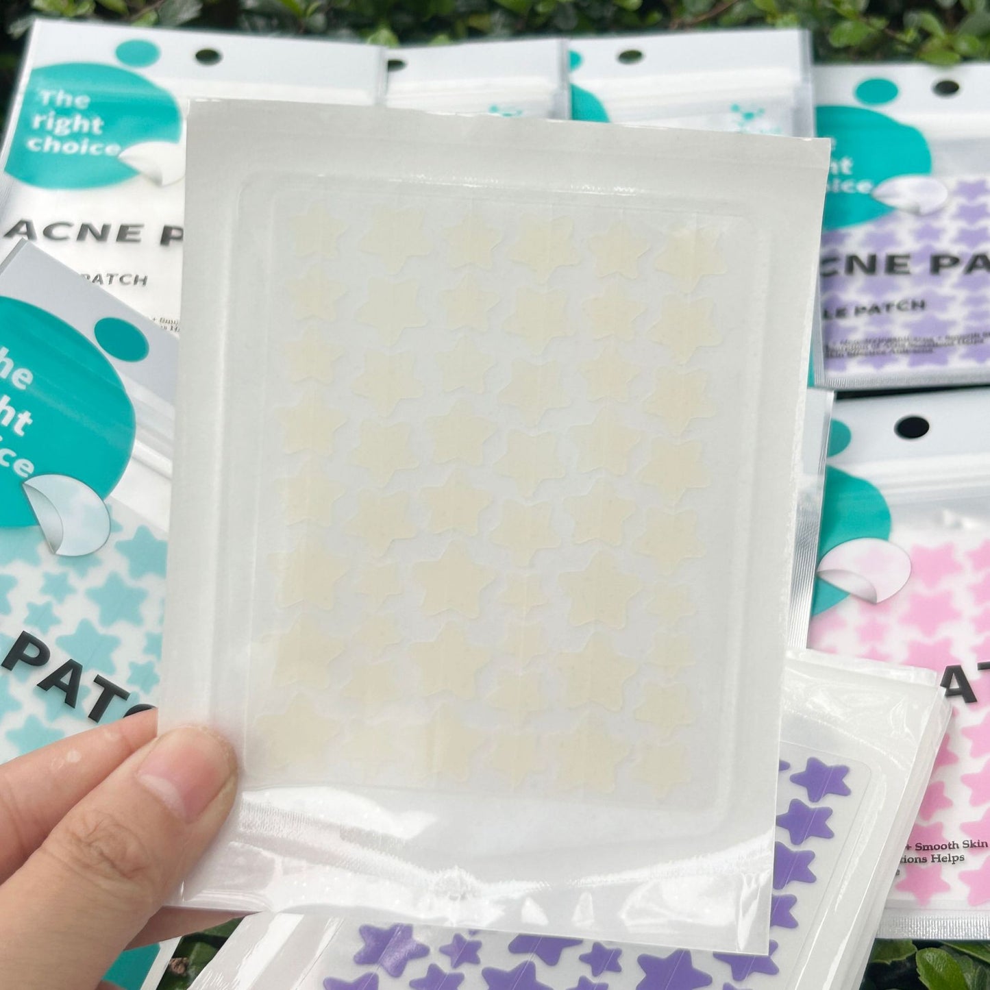 Hydrocolloid Acne Patches for Soothing and Repair