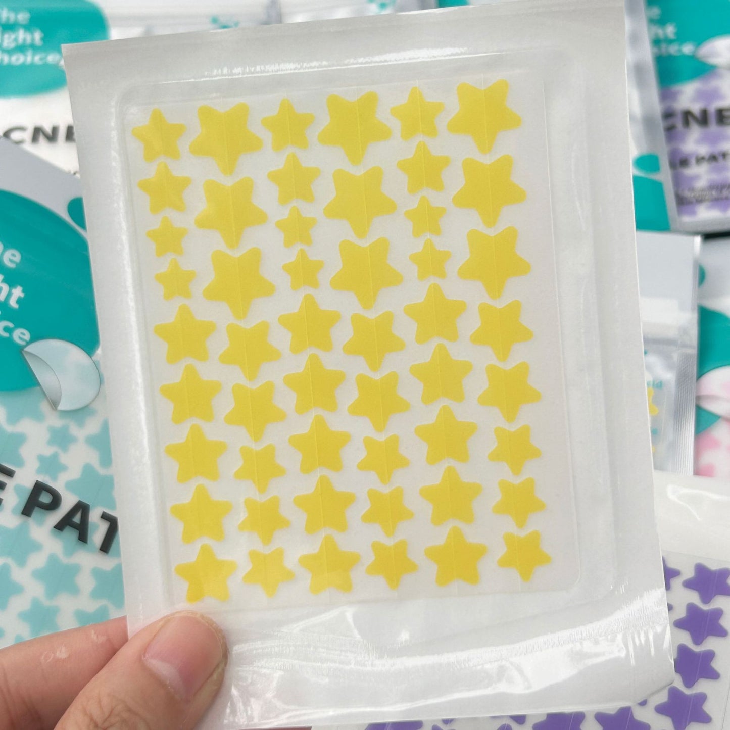 Hydrocolloid Acne Patches for Soothing and Repair